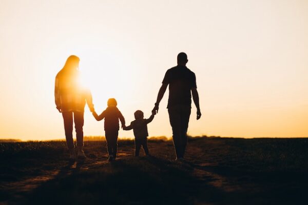 5 claves para criar hijos felices, saludables y autónomos 3 Reglas para crecer.